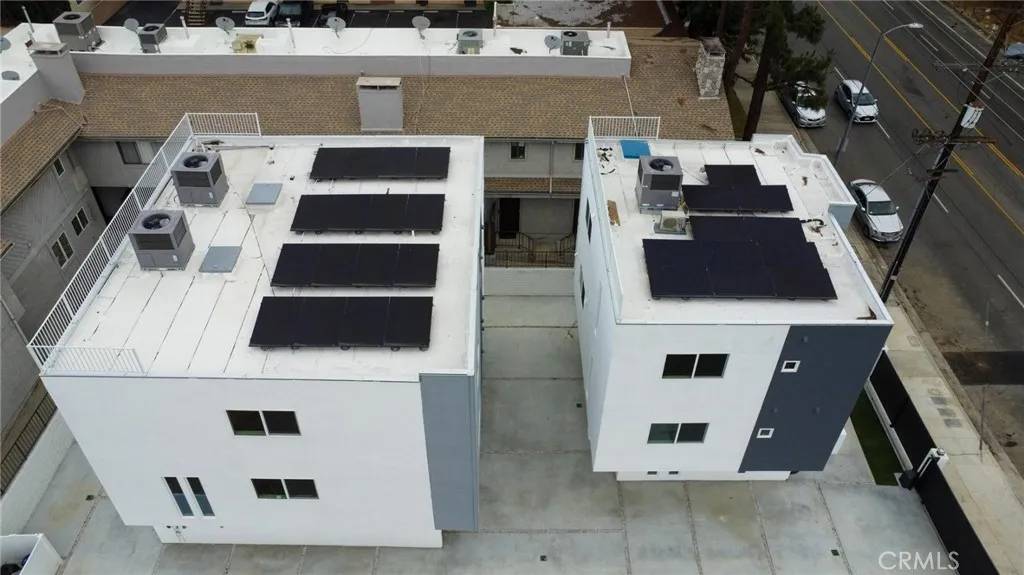 Lake Balboa, CA 91406,6845 Haskell Avenue