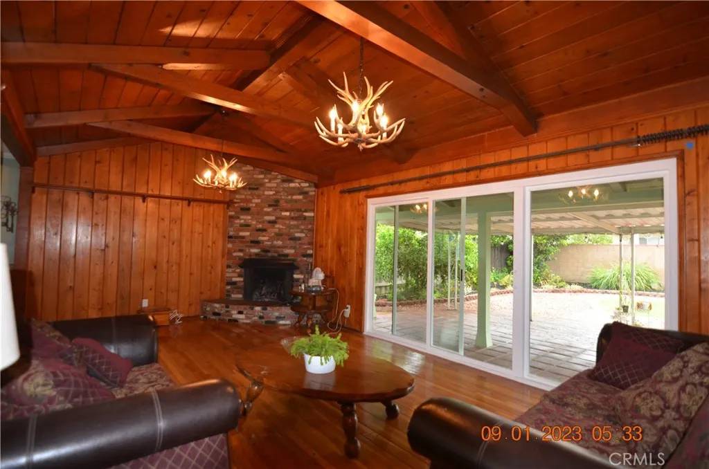 Lake Balboa, CA 91406,7044 Whitaker Avenue