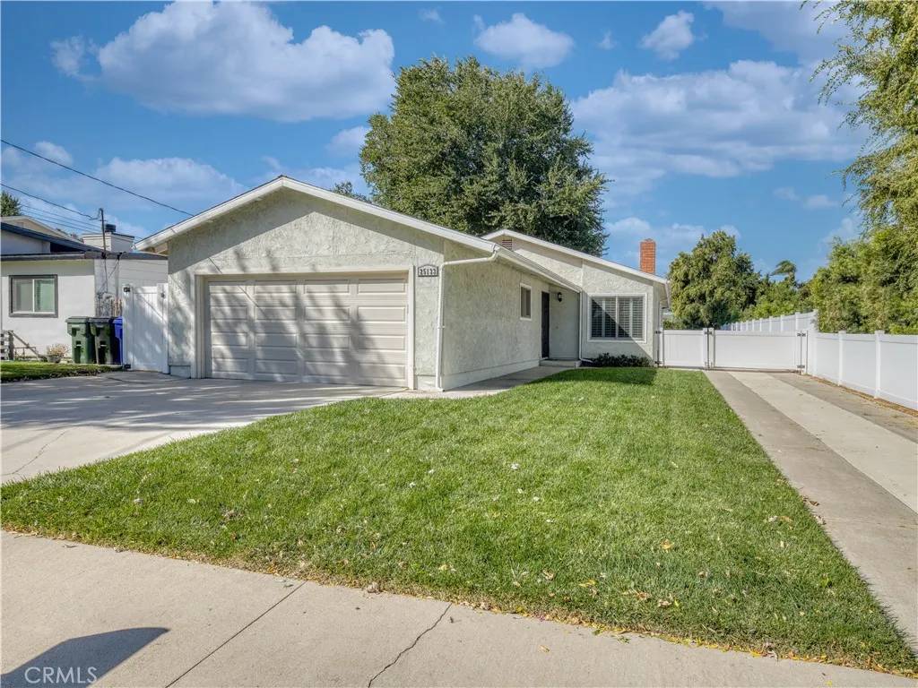 Newhall, CA 91321,25133 De Wolfe Road