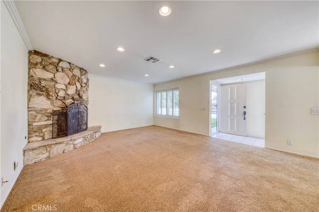 Newhall, CA 91321,25133 De Wolfe Road