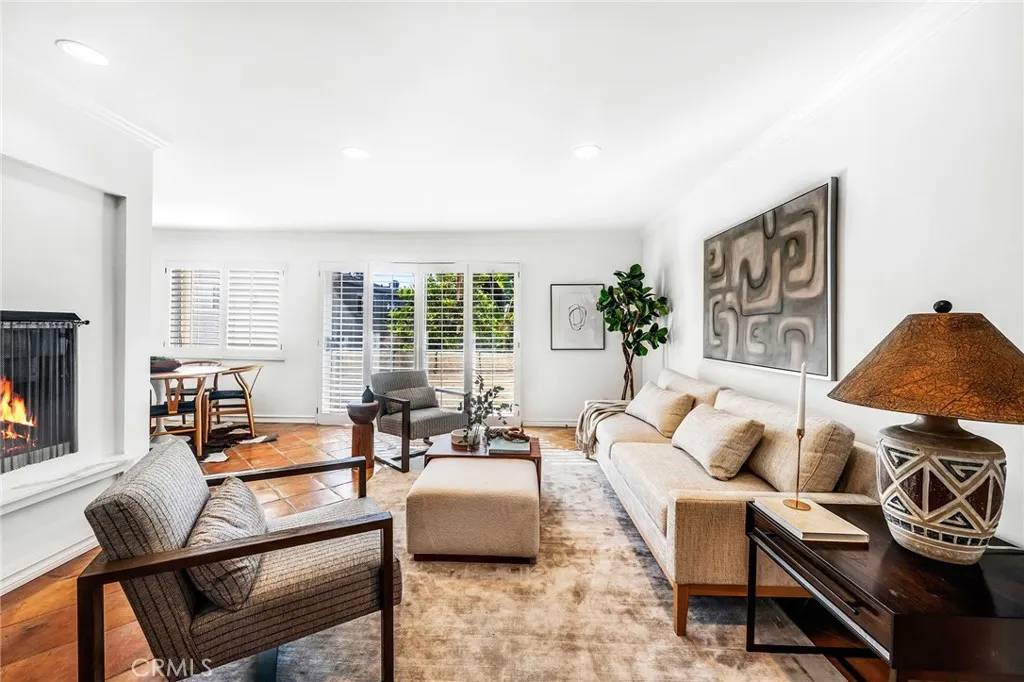 Santa Monica, CA 90403,1012 7th Street #5