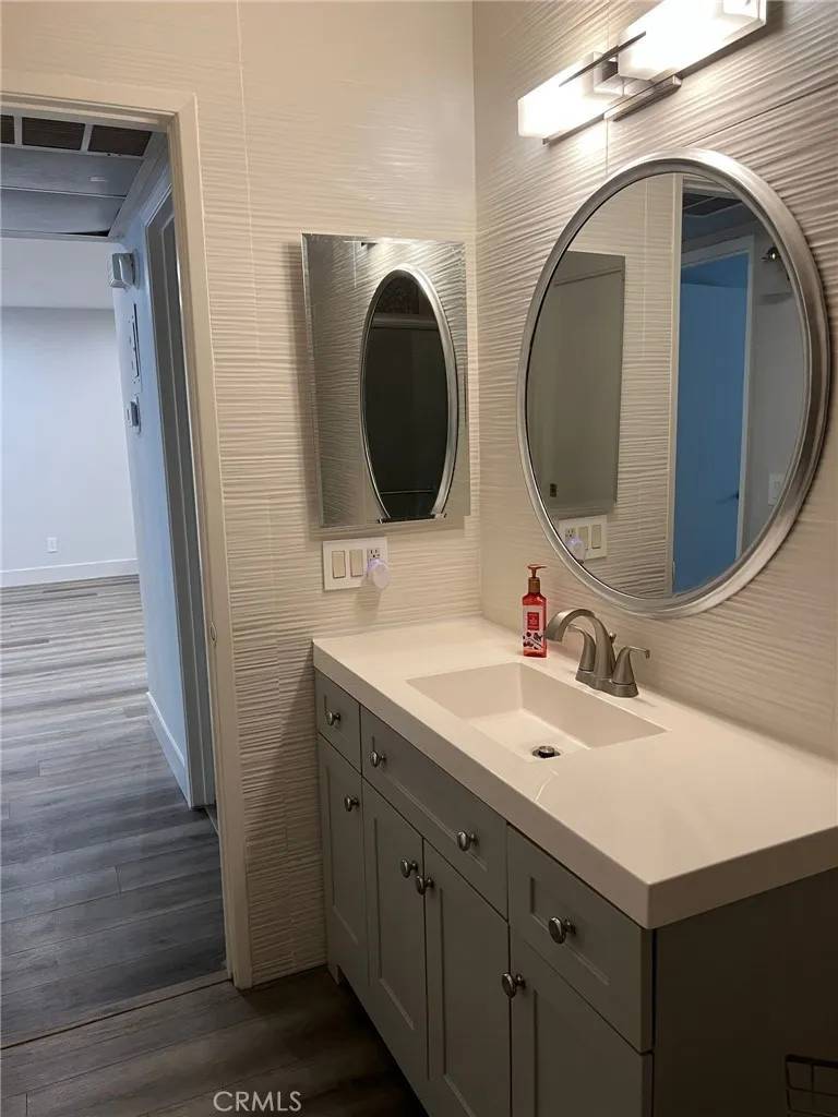 Canoga Park, CA 91303,7131 Farralone Avenue #35