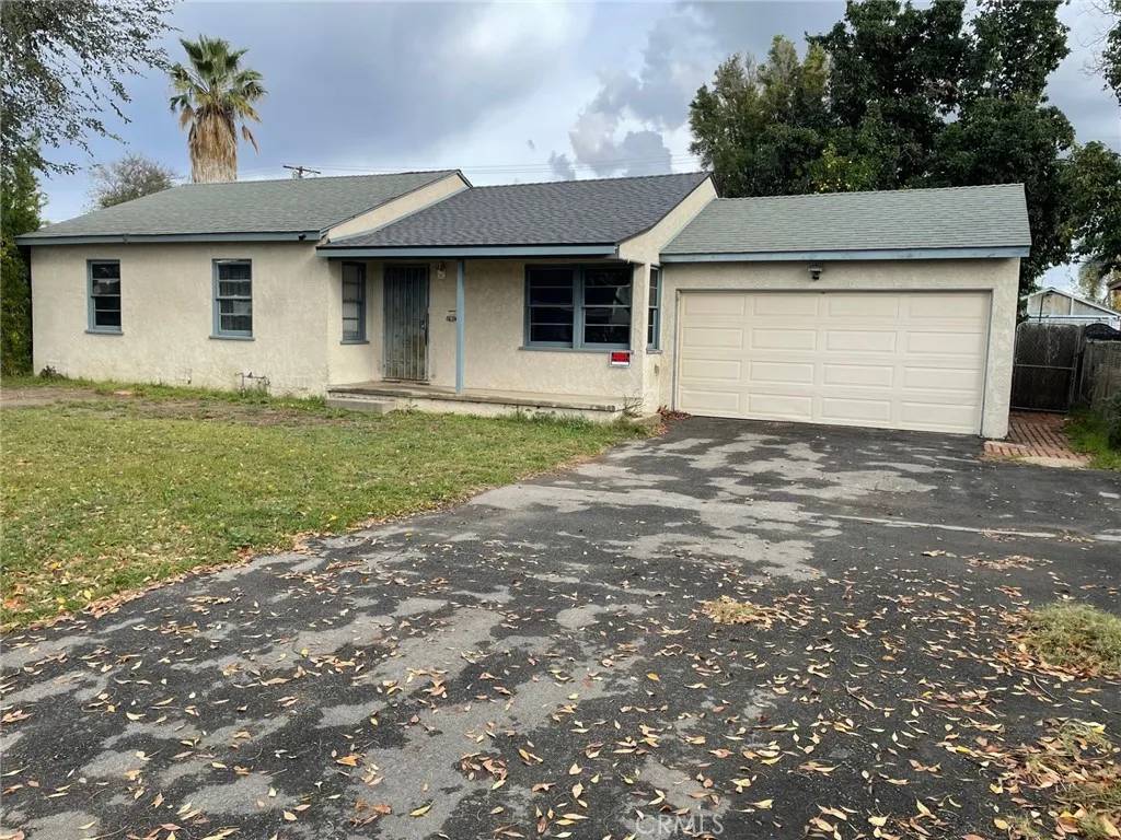 Northridge, CA 91324,8368 Aura Avenue