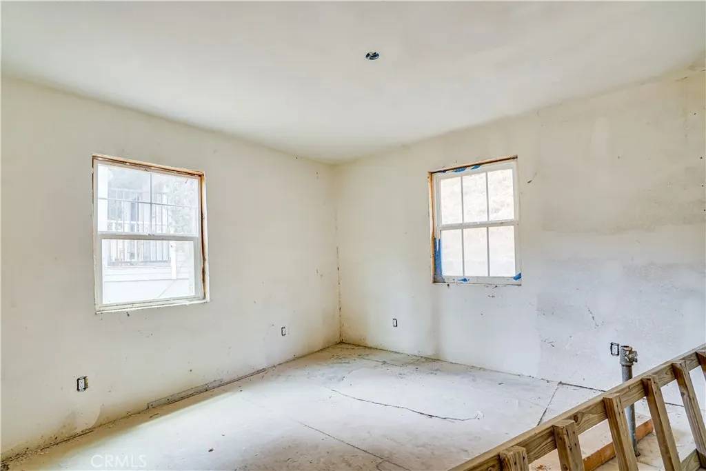 Sylmar, CA 91342,12055 Kagel Canyon Road
