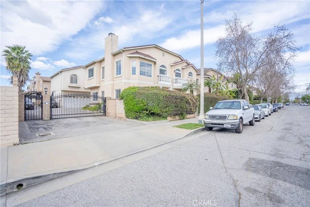 North Hills, CA 91343,9447 Lemona Avenue