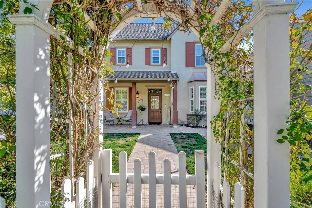Valencia, CA 91355,23943 Windward Lane