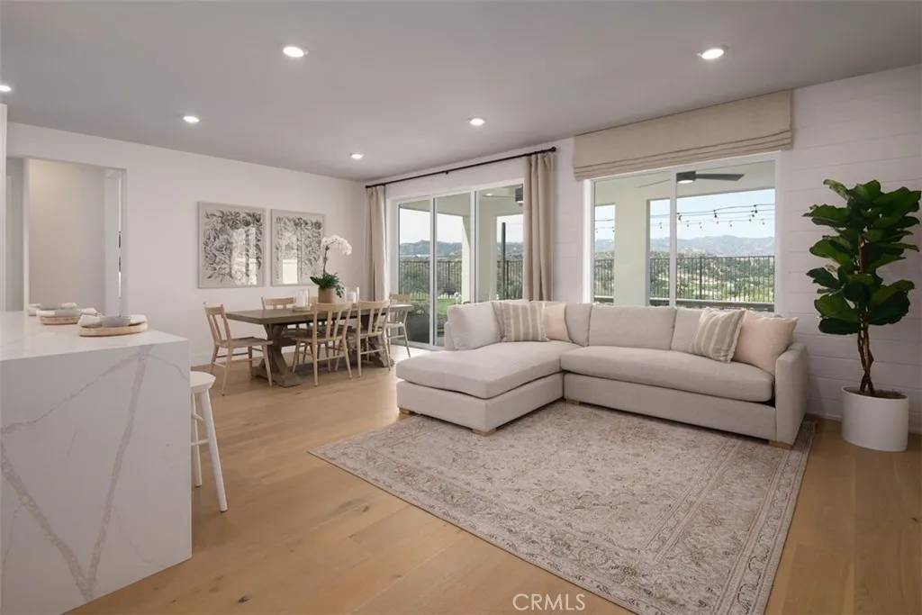Newhall, CA 91321,23708 Orange Blossom Drive