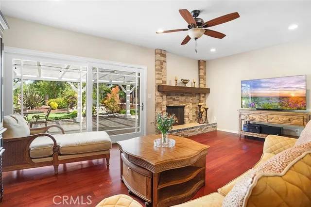Thousand Oaks, CA 91362,1723 La Granada Drive