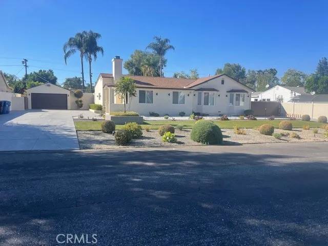 Tarzana, CA 91356,5835 Topeka Drive