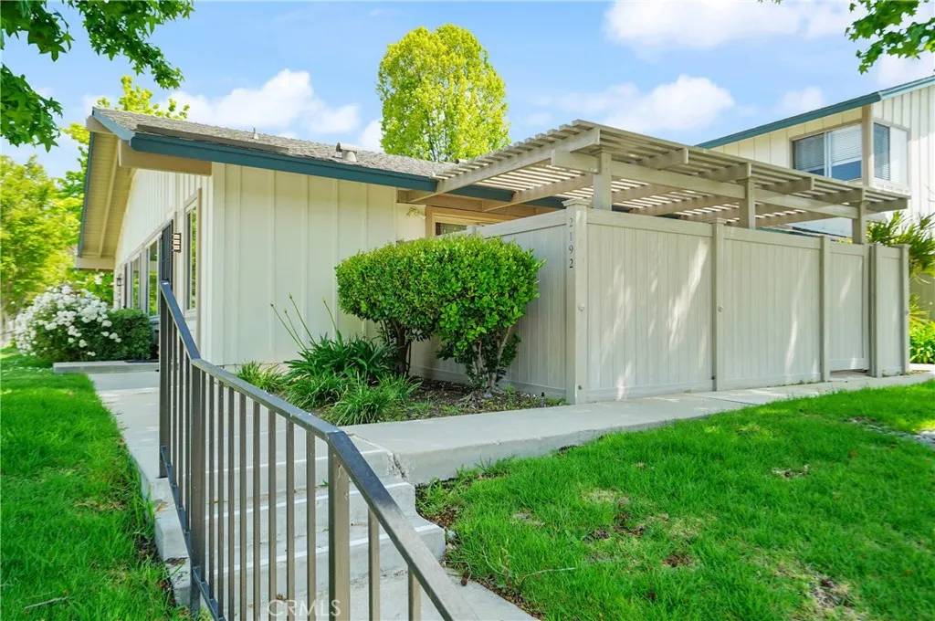 Thousand Oaks, CA 91362,2192 Dawn Court