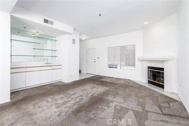 Toluca Lake, CA 91602,10925 Blix Street #102