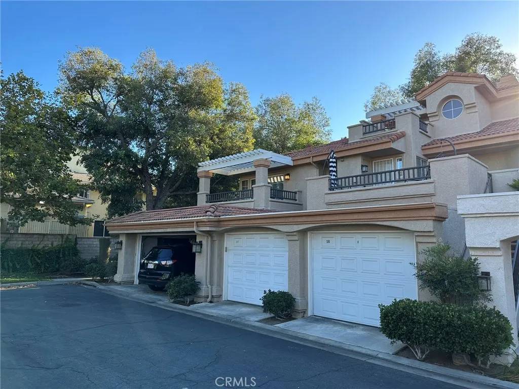 Valencia, CA 91355,25845 McBean Pkwy #19