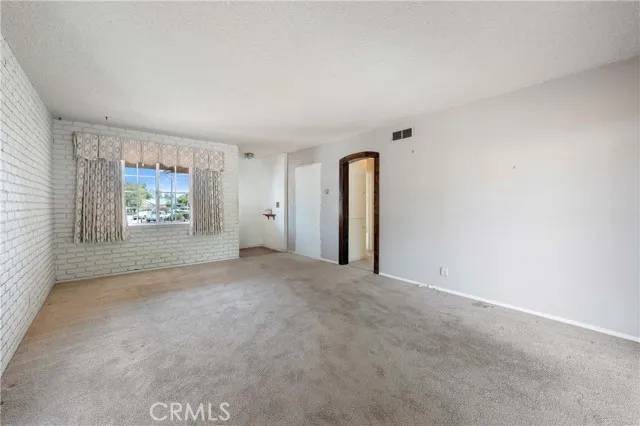 Mission Hills (san Fernando), CA 91345,14501 Ducat Street