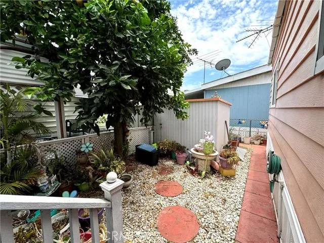 Mission Hills (san Fernando), CA 91345,15450 Jersey #10