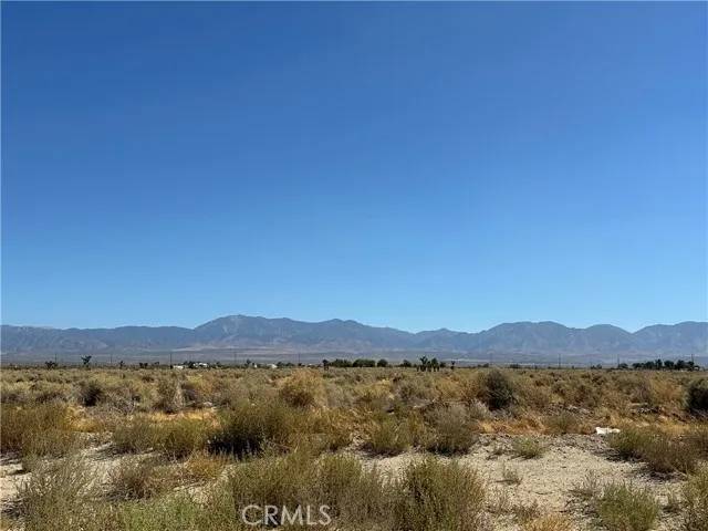 Palmdale, CA 93591,0 E COR AVE Q DRT 172 STE