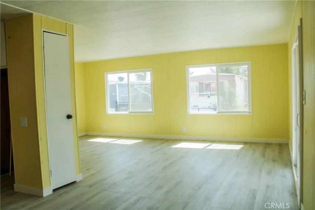 Rosamond, CA 93560,3300 15th West #254