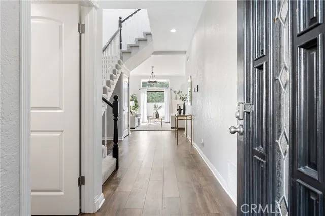 Agoura Hills, CA 91301,29621 Windsong Lane