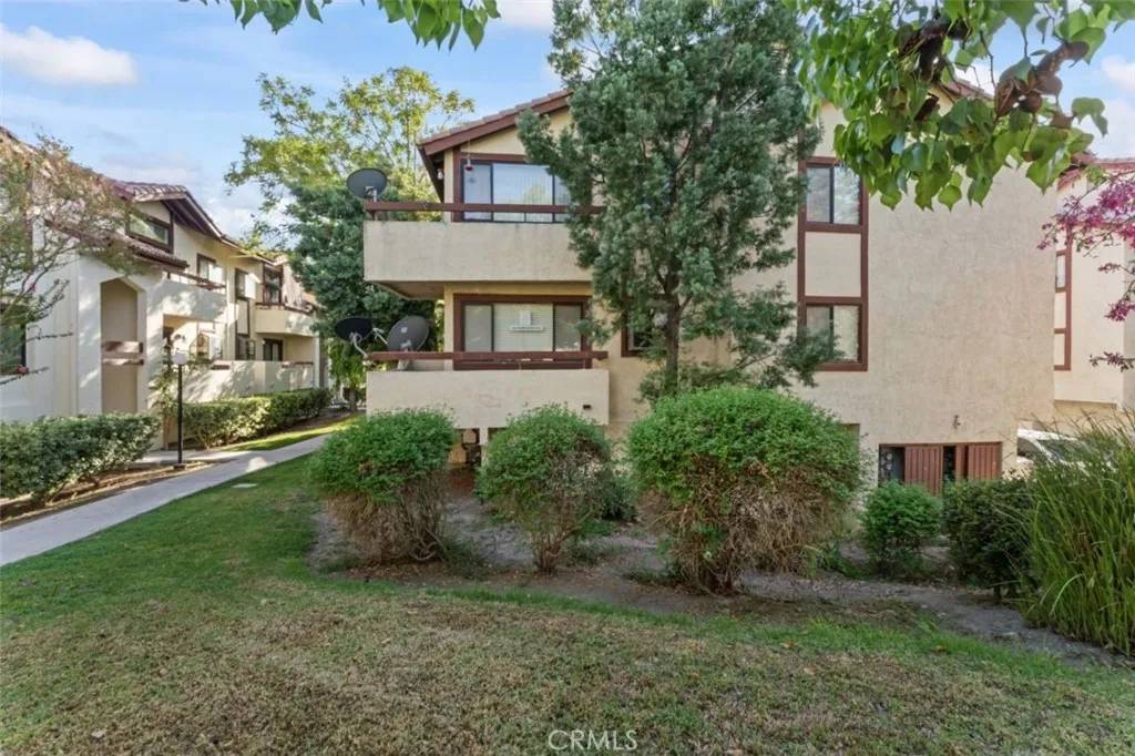 Canyon Country, CA 91387,18185 Sundowner Way #837
