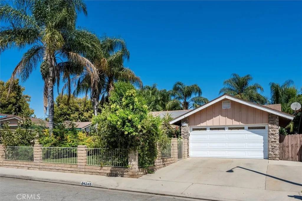 Newhall, CA 91321,24345 Cheryl Kelton Place