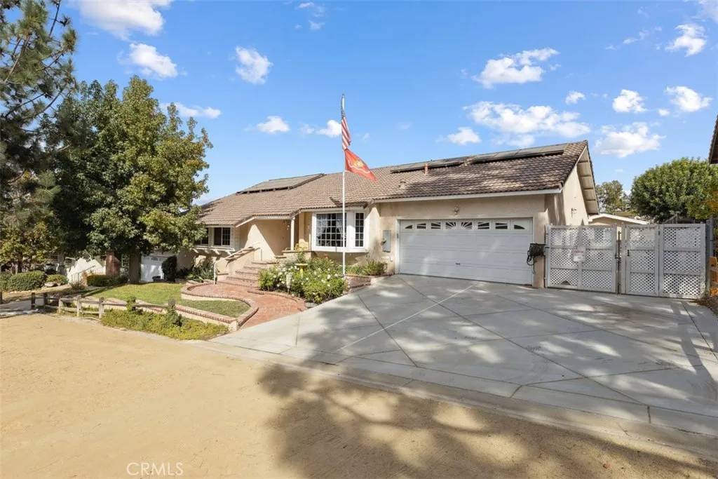 Simi Valley, CA 93065,1153 Nonchalant Drive