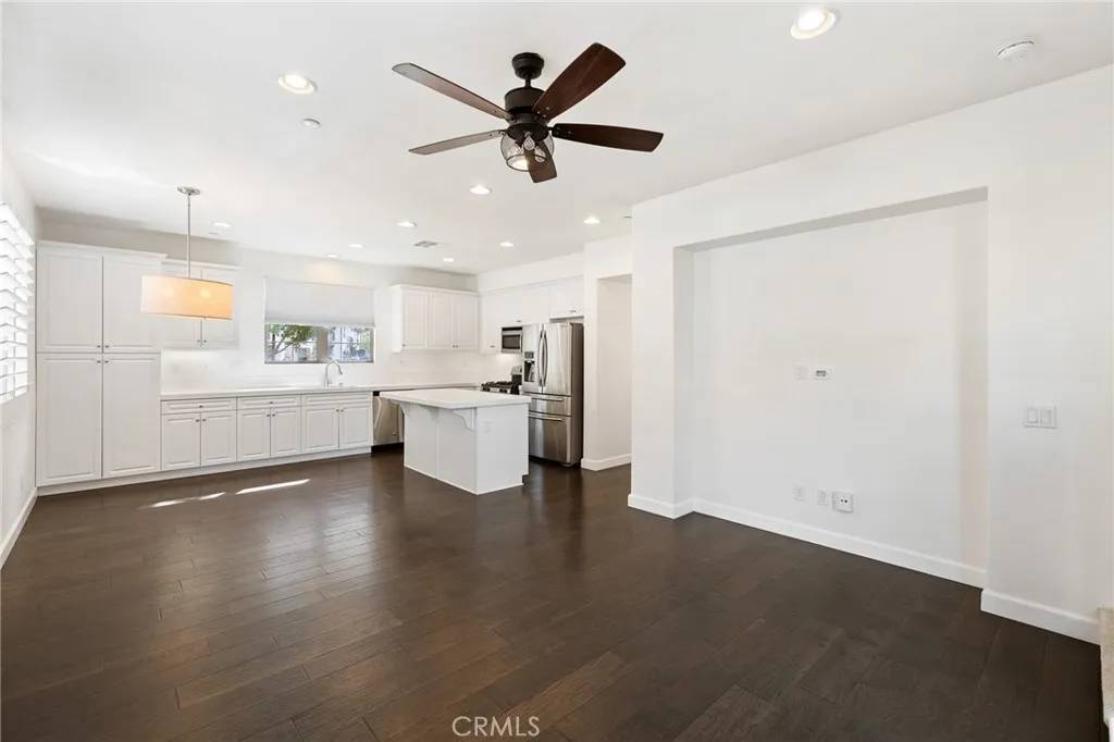 Saugus, CA 91350,21877 Propello Drive