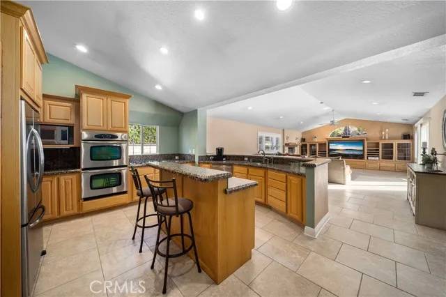 Saugus, CA 91350,27930 Carnegie Avenue
