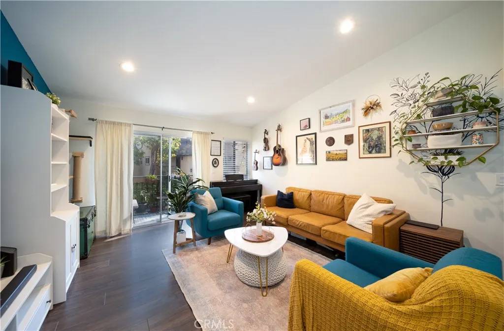 Lake Forest, CA 92630,26046 Serrano Court #83