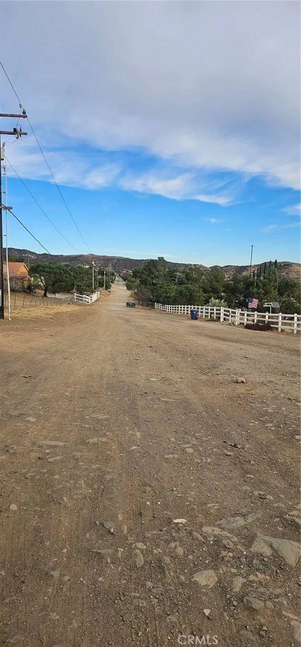 Acton, CA 93510,0 Elisa