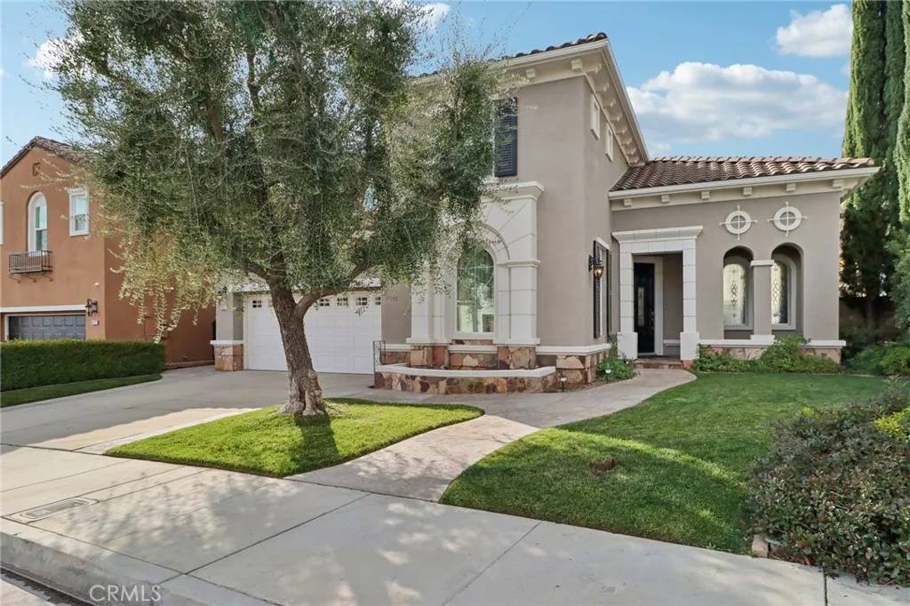 Saugus, CA 91390,29133 Valley Oak Place