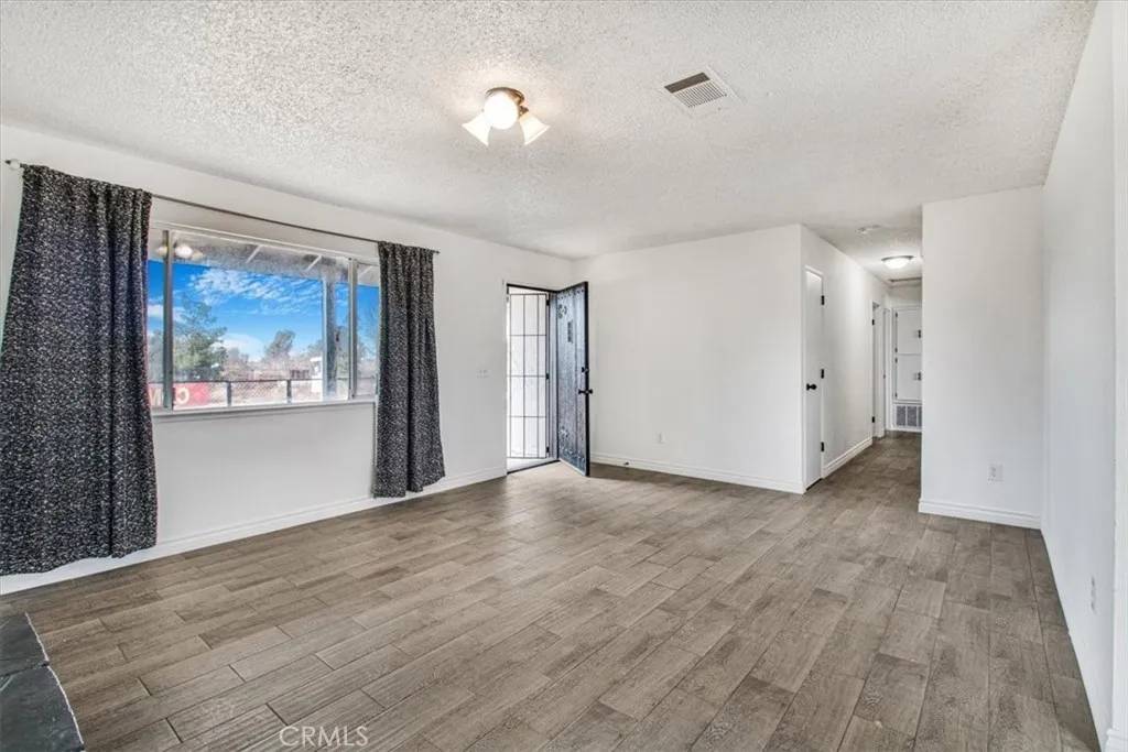 Lancaster, CA 93535,40520 159th Street East