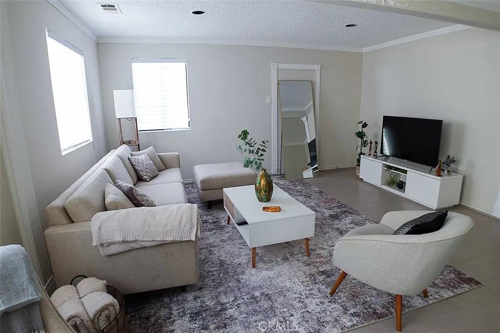 Atwater Village, CA 90039,2950 Tyburn Street
