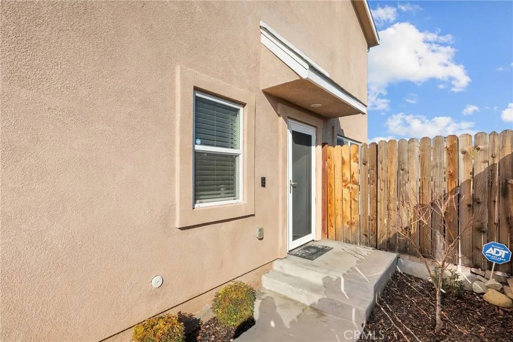 Saugus, CA 91350,21721 Doreen Place
