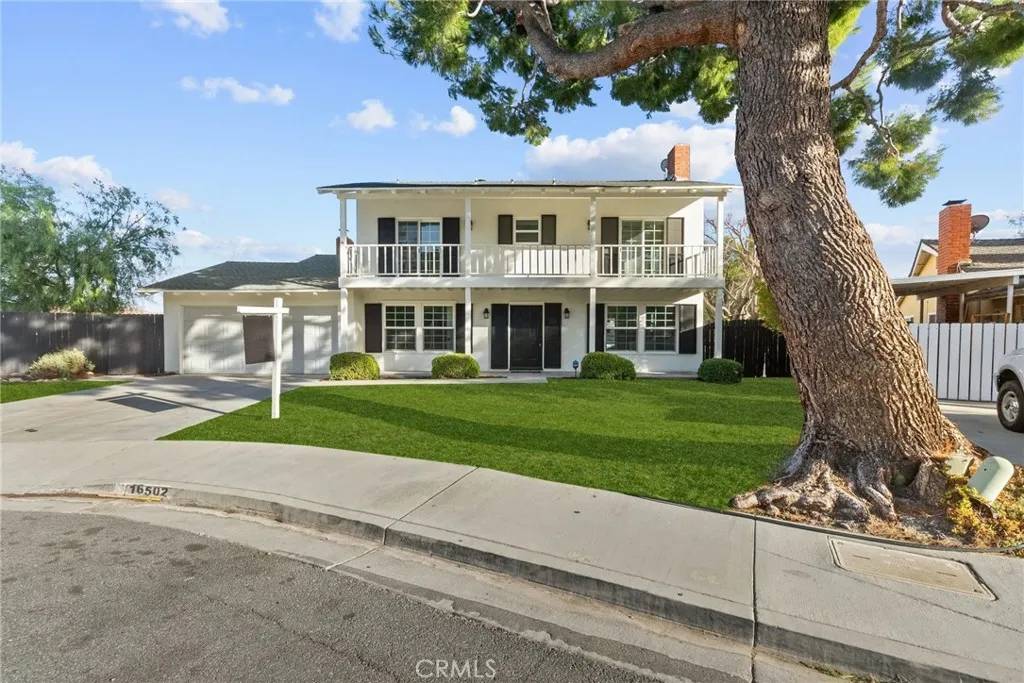 Canyon Country, CA 91387,16502 Nearview Drive