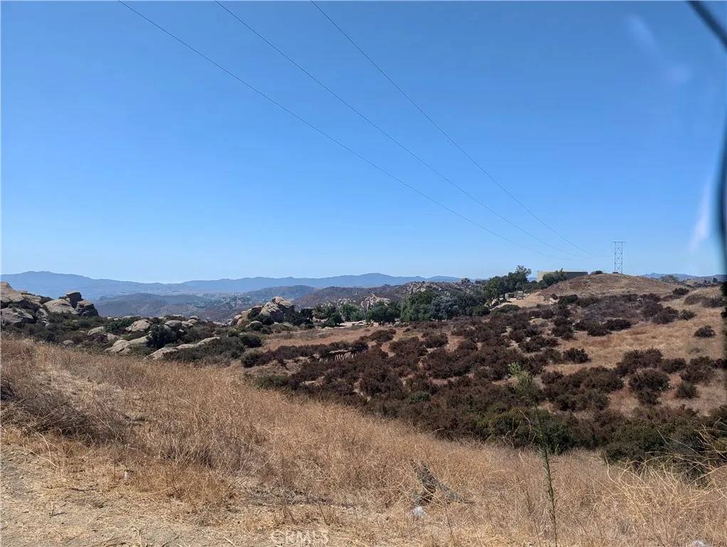 West Hills, CA 91304,40 NORTH AMERICAN CUT OFF