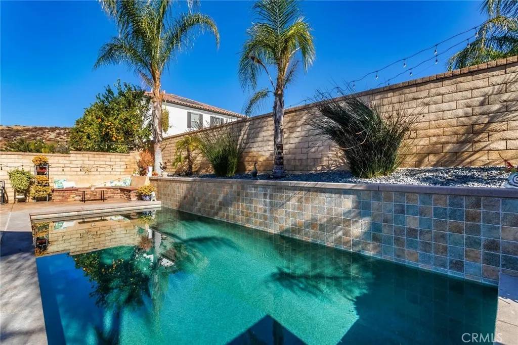 Saugus, CA 91350,20308 Amorette Court