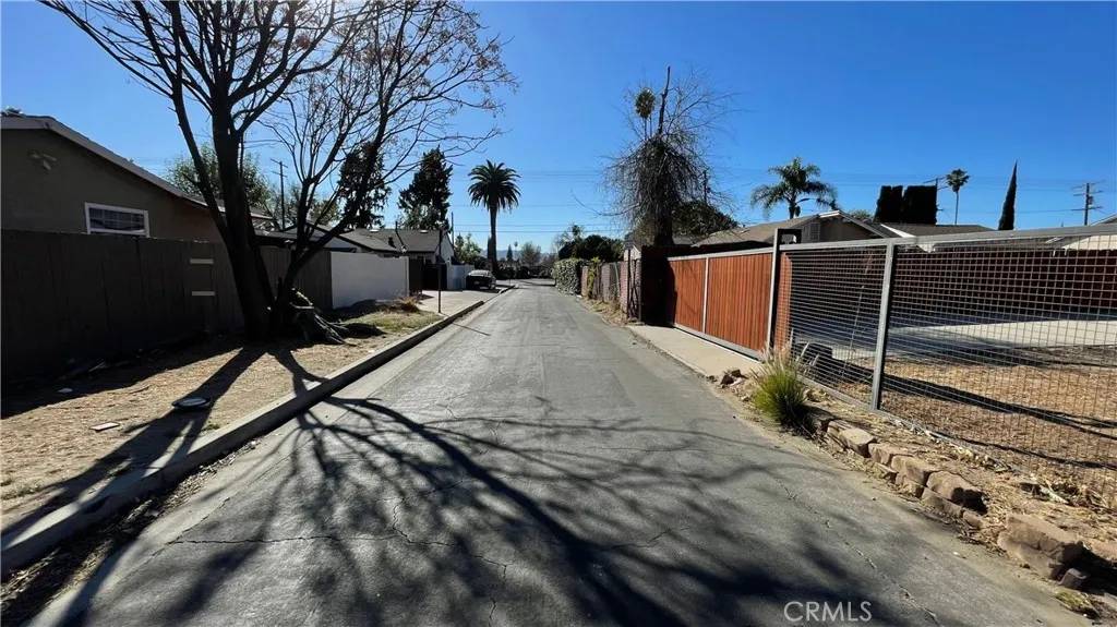Northridge, CA 91324,8519 Yolanda Avenue