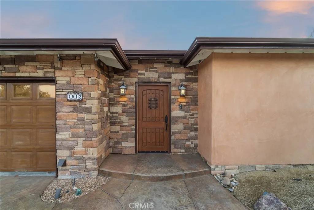 Simi Valley, CA 93065,1613 Emeric Avenue