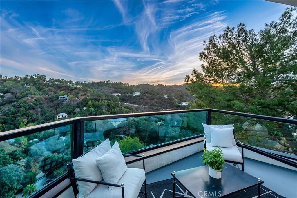 Studio City, CA 91604,3651 Alta Mesa Drive