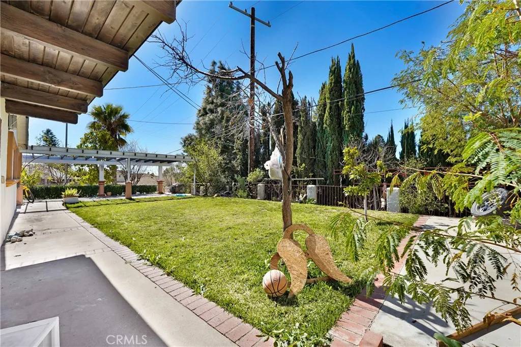 Sylmar, CA 91342,13901 Barner Avenue