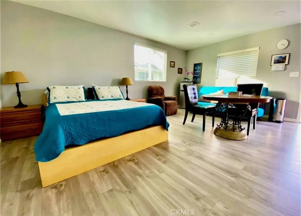 Reseda, CA 91335,7022 Sylvia Avenue