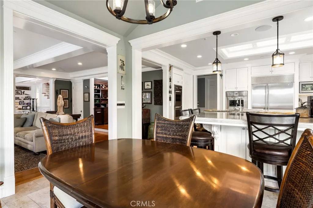 Westlake Village, CA 91362,5163 Lakeview Canyon Road
