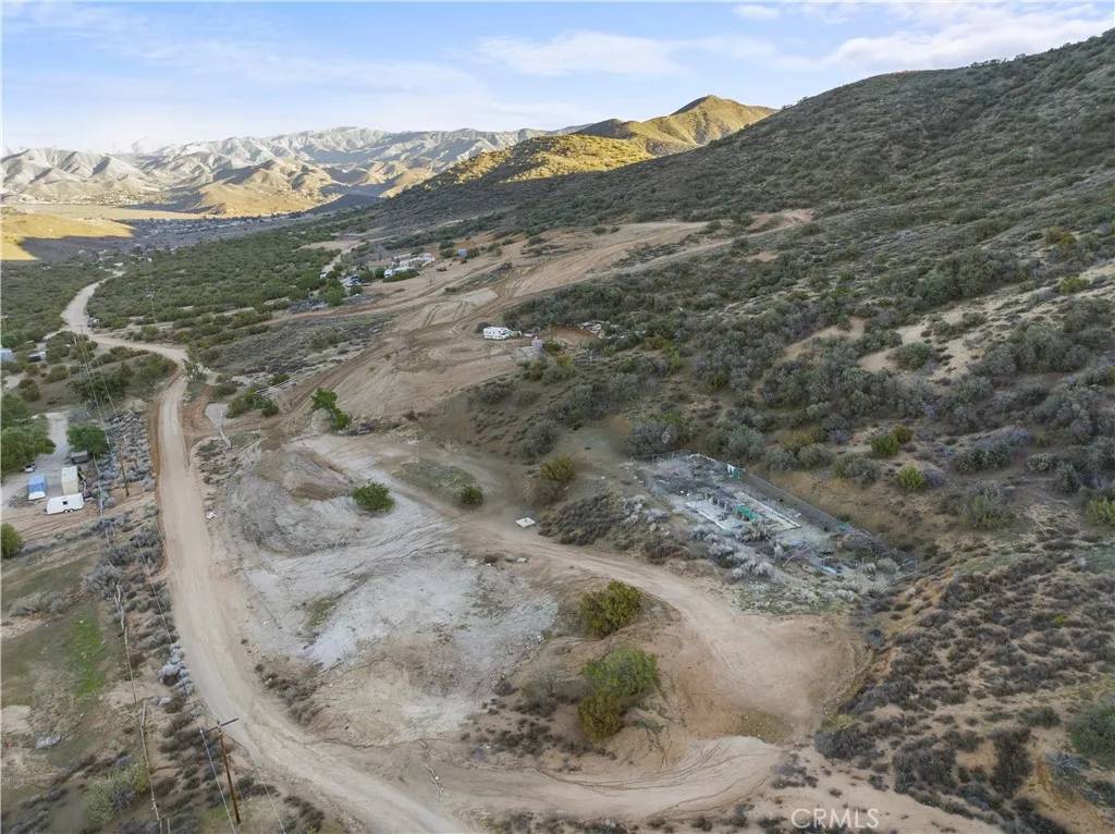 Acton, CA 93510,5912 Hubbard