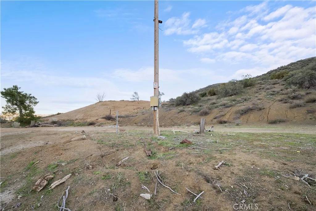 Acton, CA 93510,5912 Hubbard