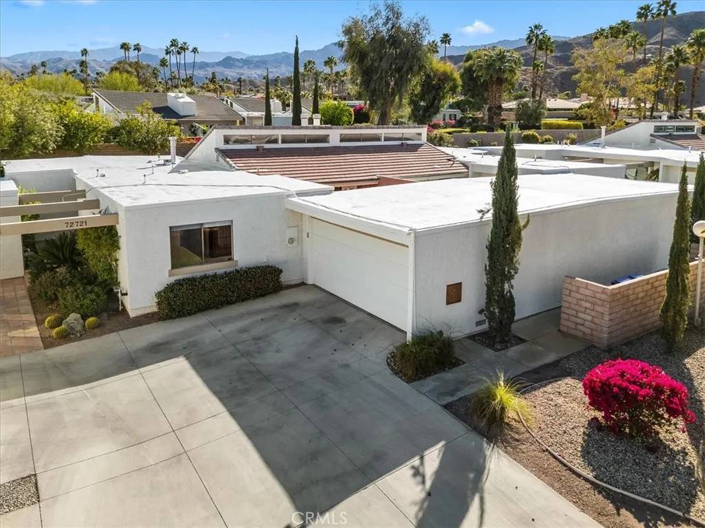 Palm Desert, CA 92260,72721 Yucca Court