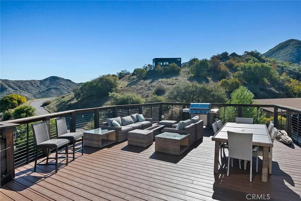 Thousand Oaks, CA 91361,800 E Carlisle Road