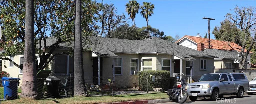 Lake Balboa, CA 91406,16805 Sherman Way