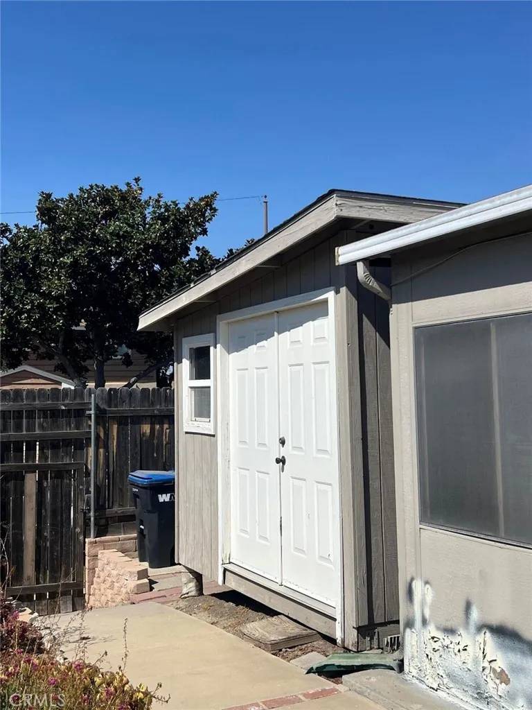 Simi Valley, CA 93065,1936 Arcane Street