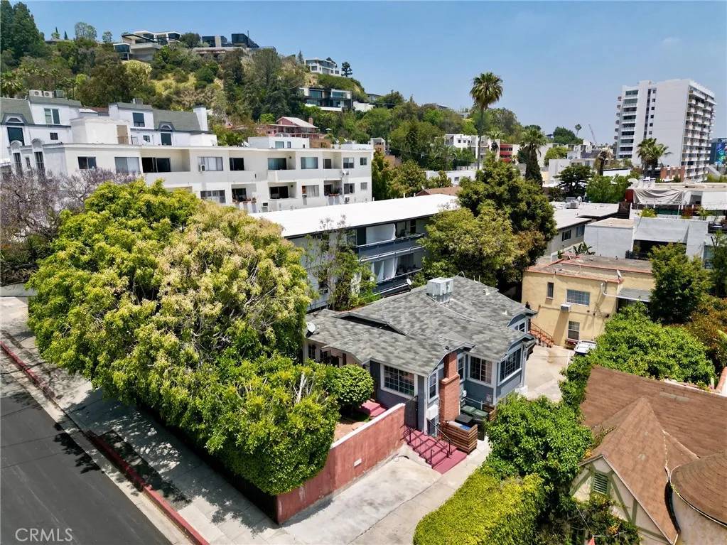 West Hollywood, CA 90069,1204 N Clark Street