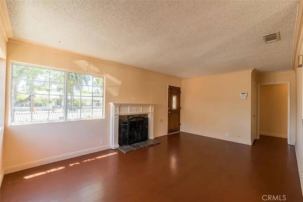 North Hollywood, CA 91605,7702 Ben Avenue