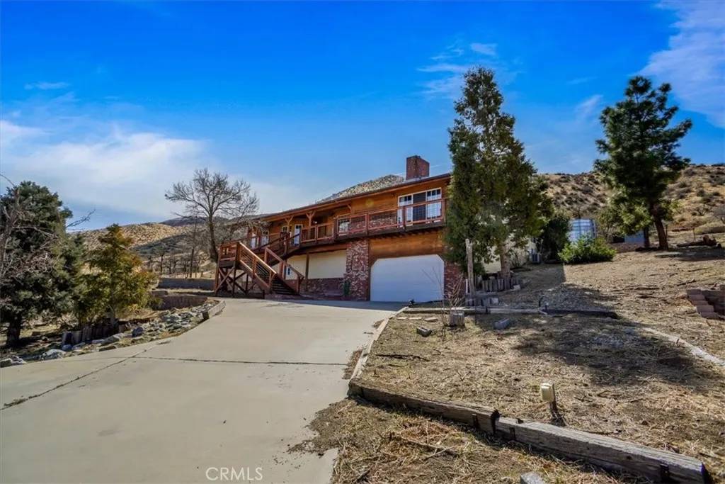 Juniper Hills, CA 93543,10450 Piute Road